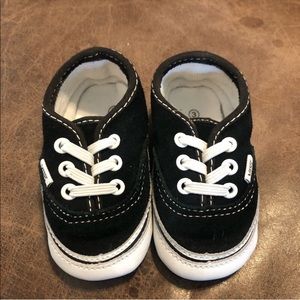 Baby Vans size 3